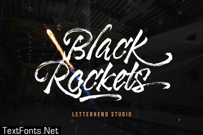 Black Rockets - Dry Brush Font