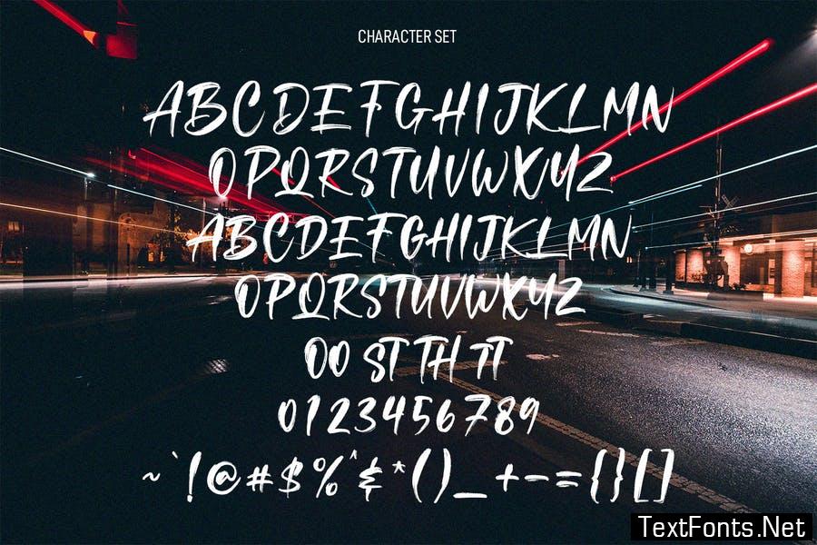 Human Crush Handwritten Brush Font